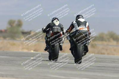 media/Oct-04-2025-CVMA (Sat) [[408bcdd6e4]]/Race 4-Formula Middleweight (Holeshot)/